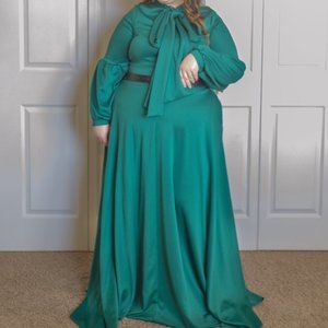 PLUS SIZE Emerald Green Tie Neck Bow Neck Long Sleeve Maxi Dress